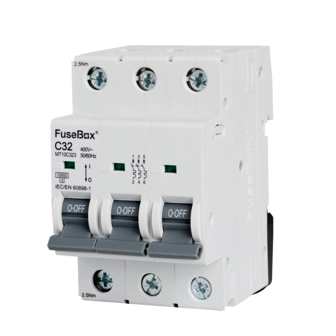 MCB 3P TYPE C 6A 10KA